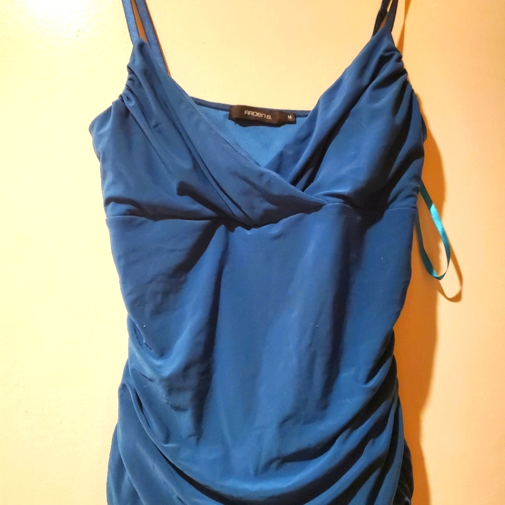 Arden B Turqouise top size M